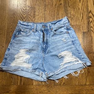 American Eagle Mom Shorts Size 00 Light Wash